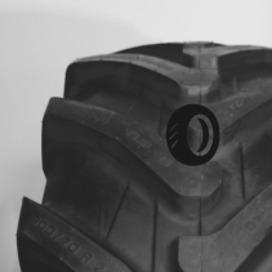 Foto pneumatico: TRELLEBORG, TH400 460/70 R24 159A8 Quattro-stagioni